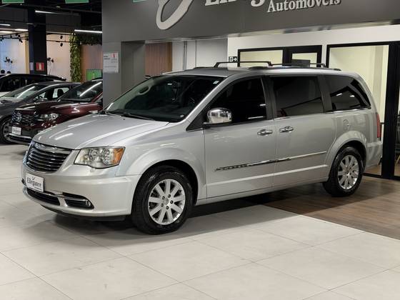 CHRYSLER TOWN & COUNTRY 3.6 LIMITED V6 24V GASOLINA 4P AUTOMÁTICO CHRYSLER TOWN & COUNTRY 3.6 LIMITED V6 24V GASOLINA 4P AUTOMÁTICO